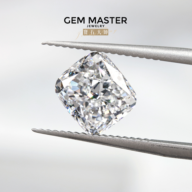 Cushion Cut Lab Grown Diamond  - Body Jewelry Vch reseña y precio