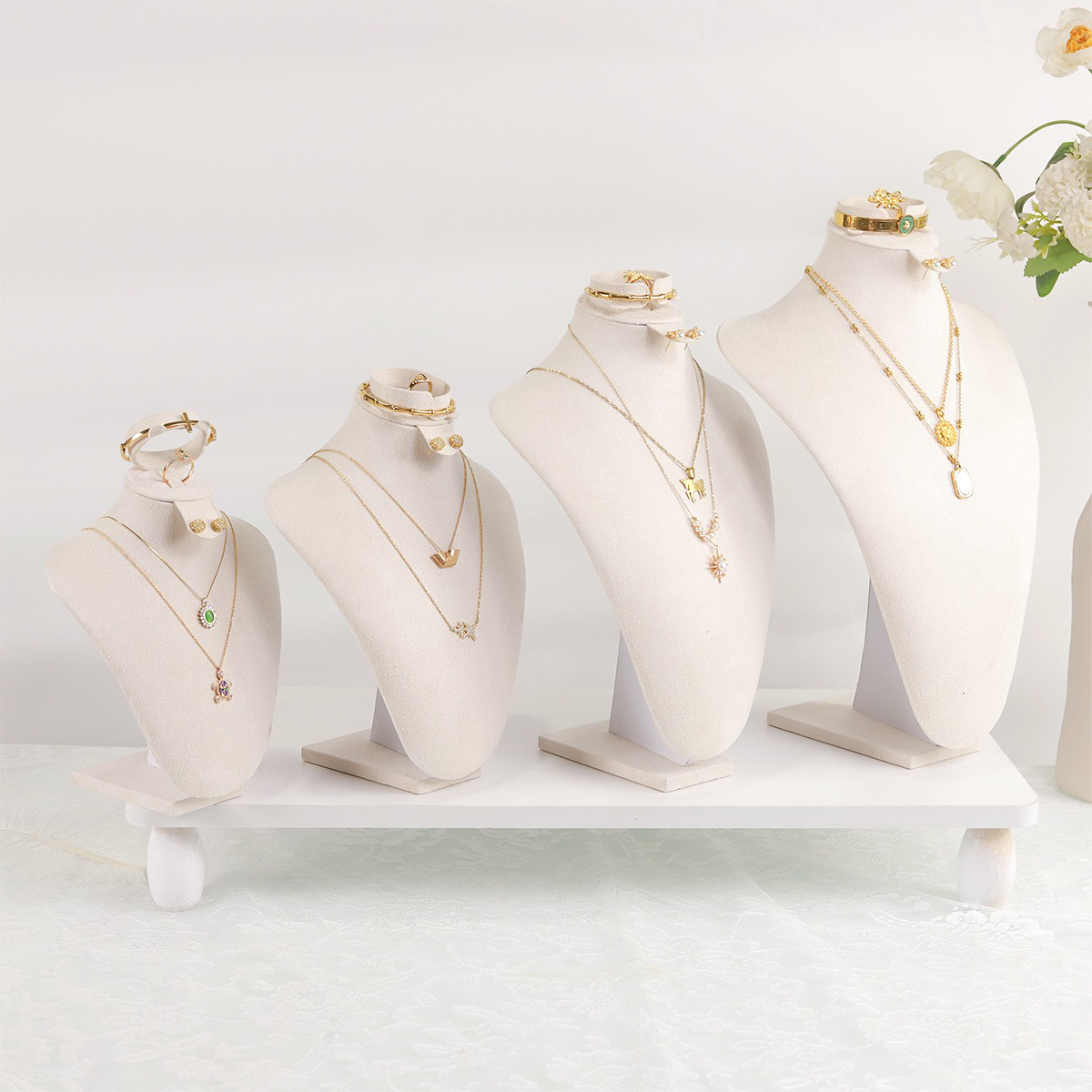 Body Velvet Jewelry Display Bu - Body Jewelry Display Case reseña y precio